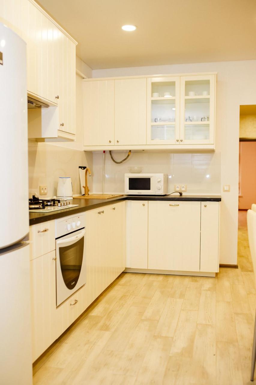 Семицвіт Apartment Lviv Ngoại thất bức ảnh