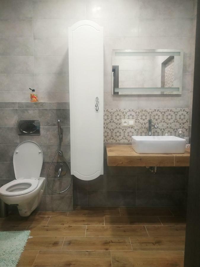 Семицвіт Apartment Lviv Ngoại thất bức ảnh